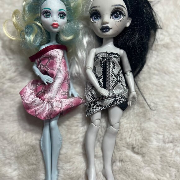 Monster High Dolls Set Of 2: Lagoona Blue & Frankie Stein In Stylish Outfits - Picture 1 of 4